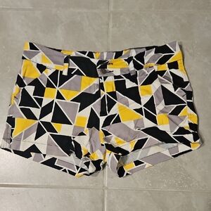 Geometric Patterned Women's Shorts